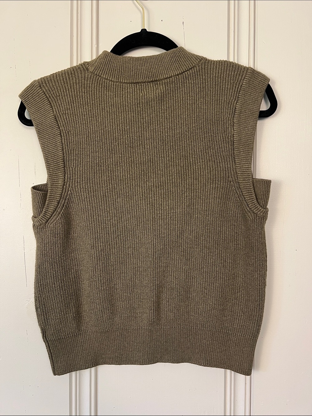 A New Day Ribbed Sweater Vest XL Olive Mock Neck Minimalist EUC - Picture 3 of 3
